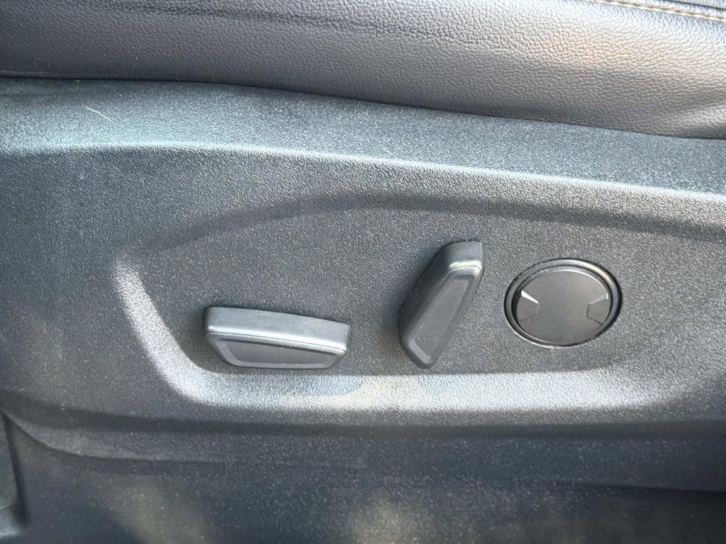 Certified 2020 Ford Edge SEL FWD image 15