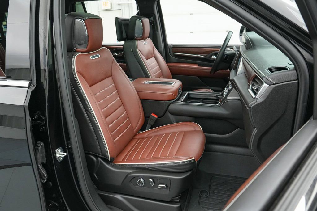 Used 2024 GMC Yukon Denali Ultimate image 28