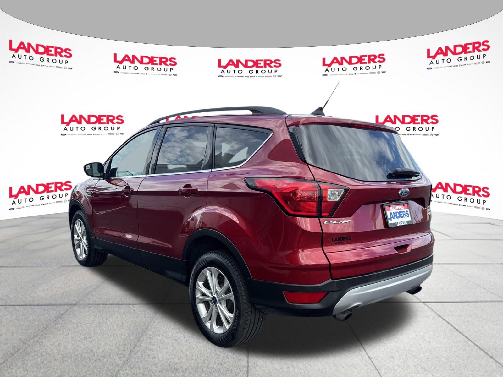 Certified 2019 Ford Escape SEL image 3
