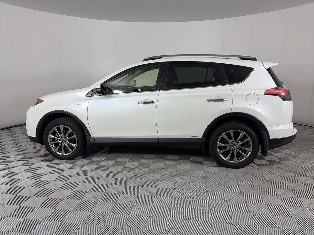 Used 2017 Toyota RAV4 Limited w/ Advanced Technology Package AWD/4WD image 4
