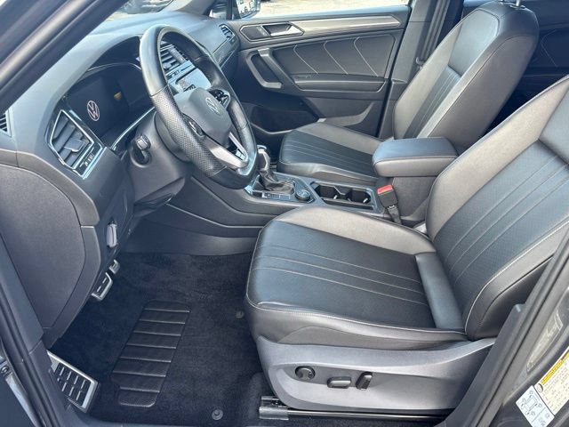 Used 2022 Volkswagen Tiguan SE R-Line AWD/4WD image 12