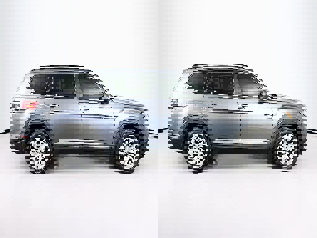 Used 2021 Volkswagen Atlas SE w/ Panoramic Sunroof Package image 26