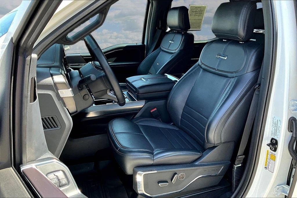 Certified 2025 Ford F150 Platinum w/ FX4 Off-Road Package AWD/4WD image 24