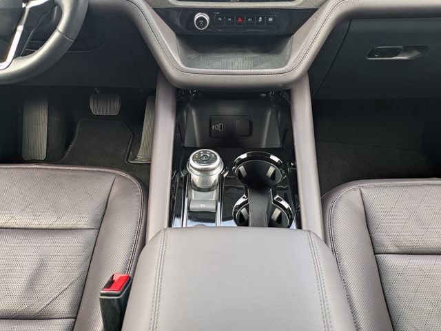 Certified 2026 Ford Explorer Platinum RWD image 20