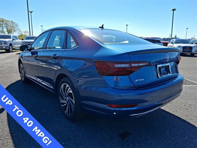 Used 2020 Volkswagen Jetta SEL image 2