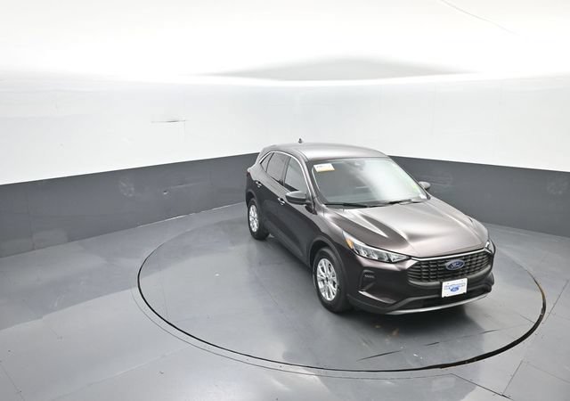 Certified 2023 Ford Escape Active AWD/4WD image 27