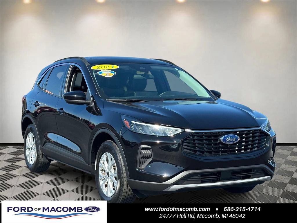 Certified 2024 Ford Escape Active w/ Tech Pack #2 AWD/4WD image 1