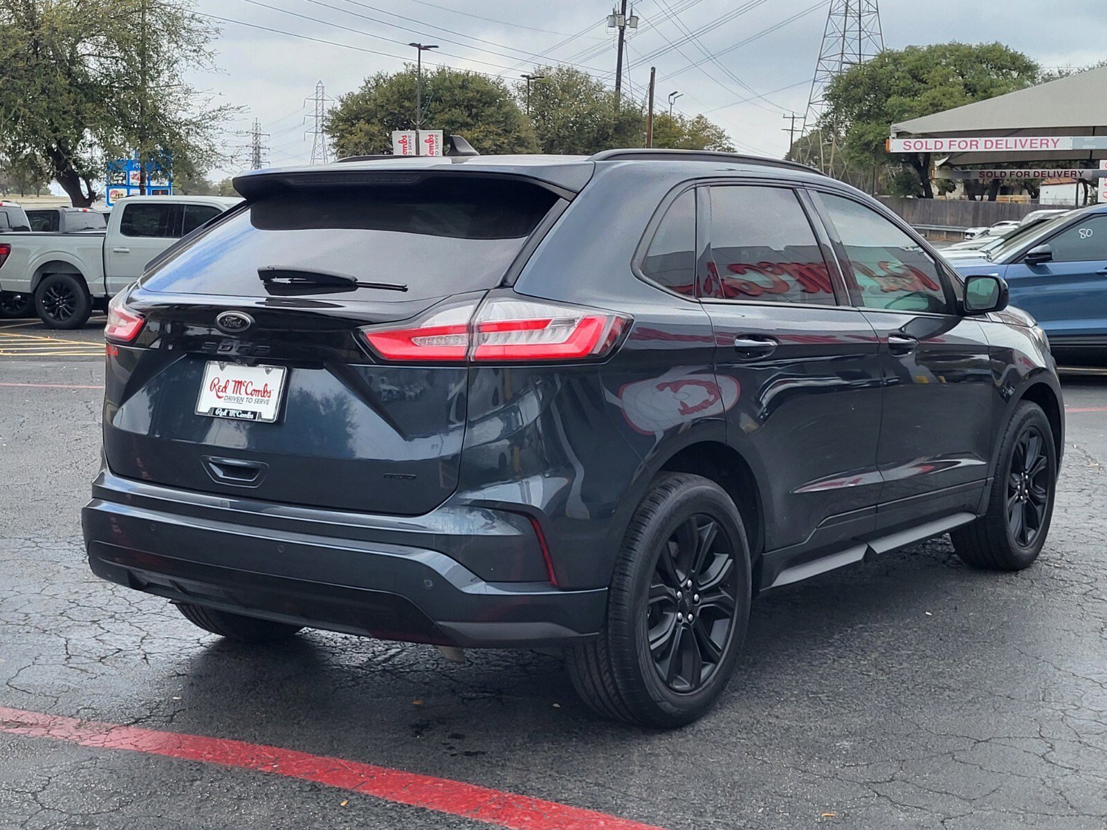 Certified 2022 Ford Edge SE w/ Black Appearance Package image 3