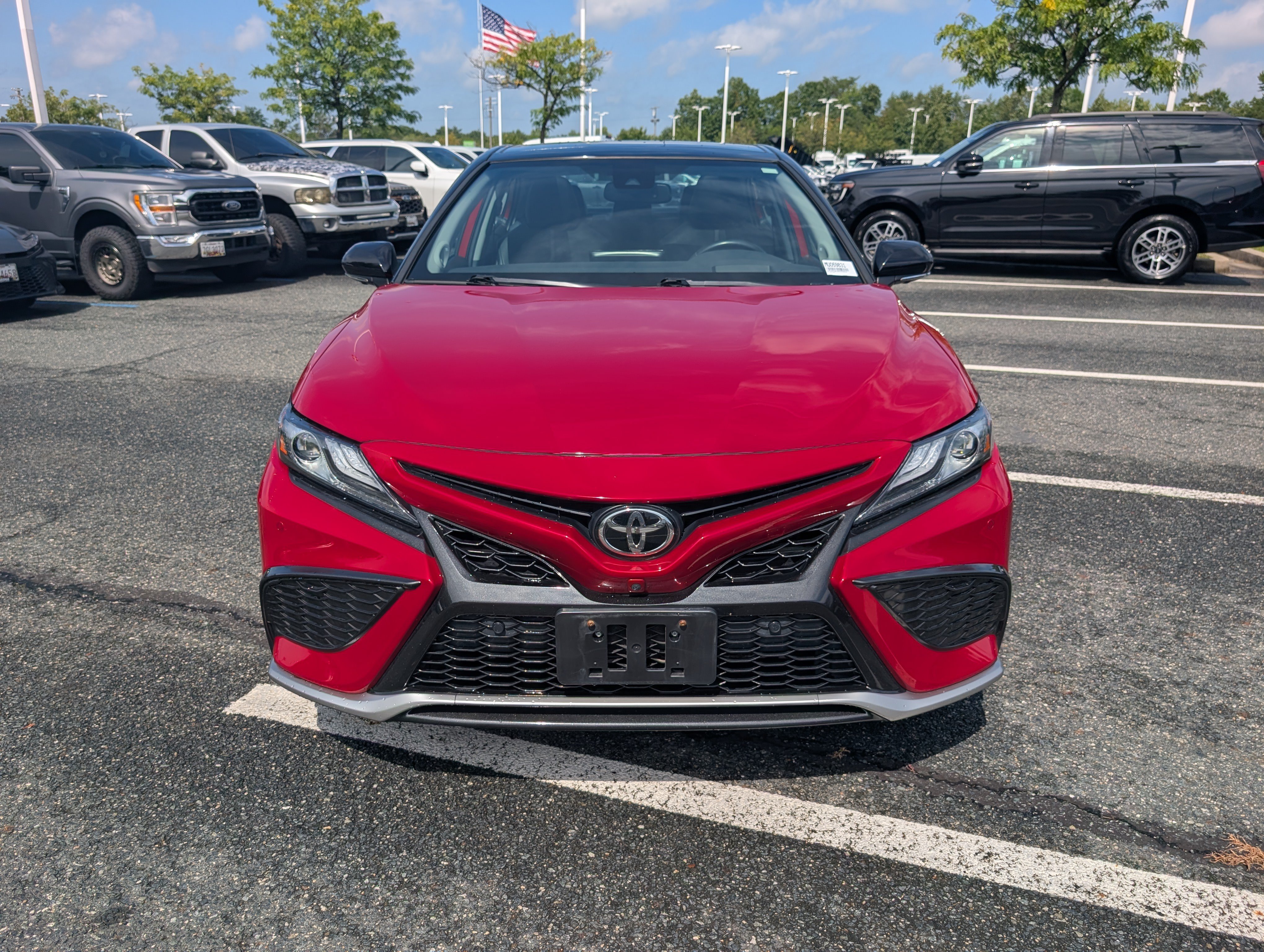 Used 2021 Toyota Camry XSE w/ TRD Appearance Package (TMS) FWD image 8