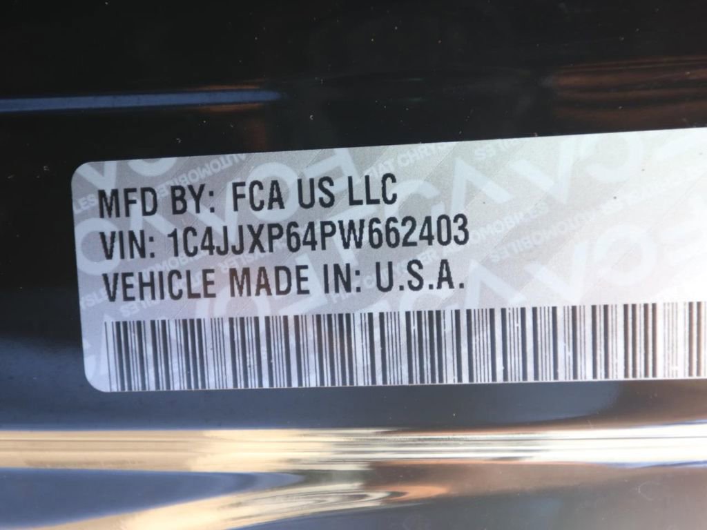 Used 2023 Jeep Wrangler Unlimited Sahara image 26