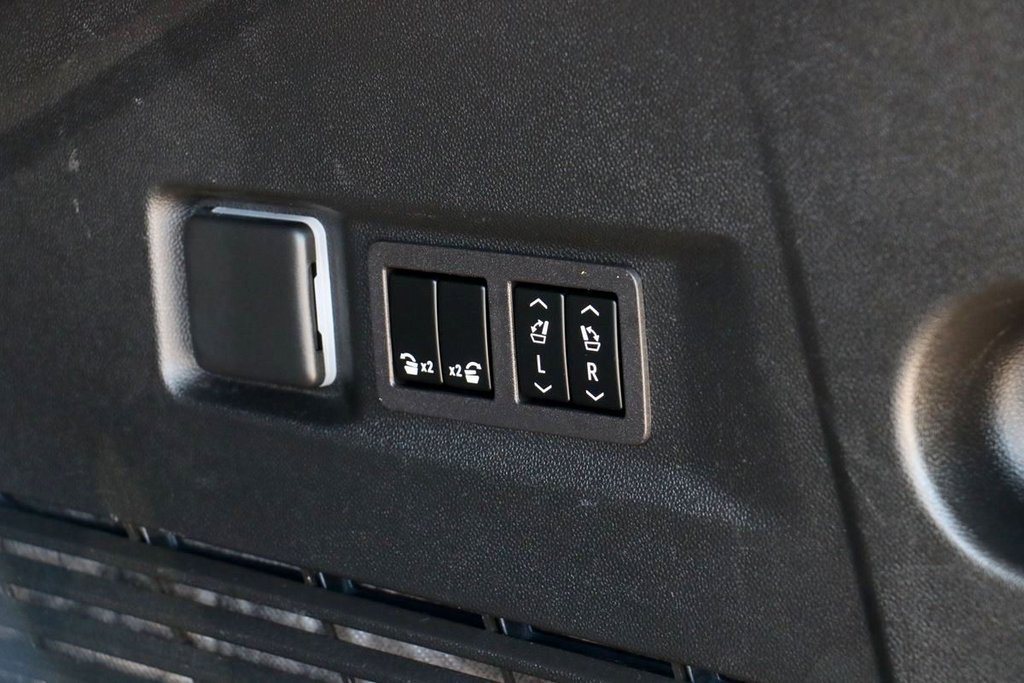 Used 2024 Chevrolet Tahoe RST w/ Luxury Package image 13