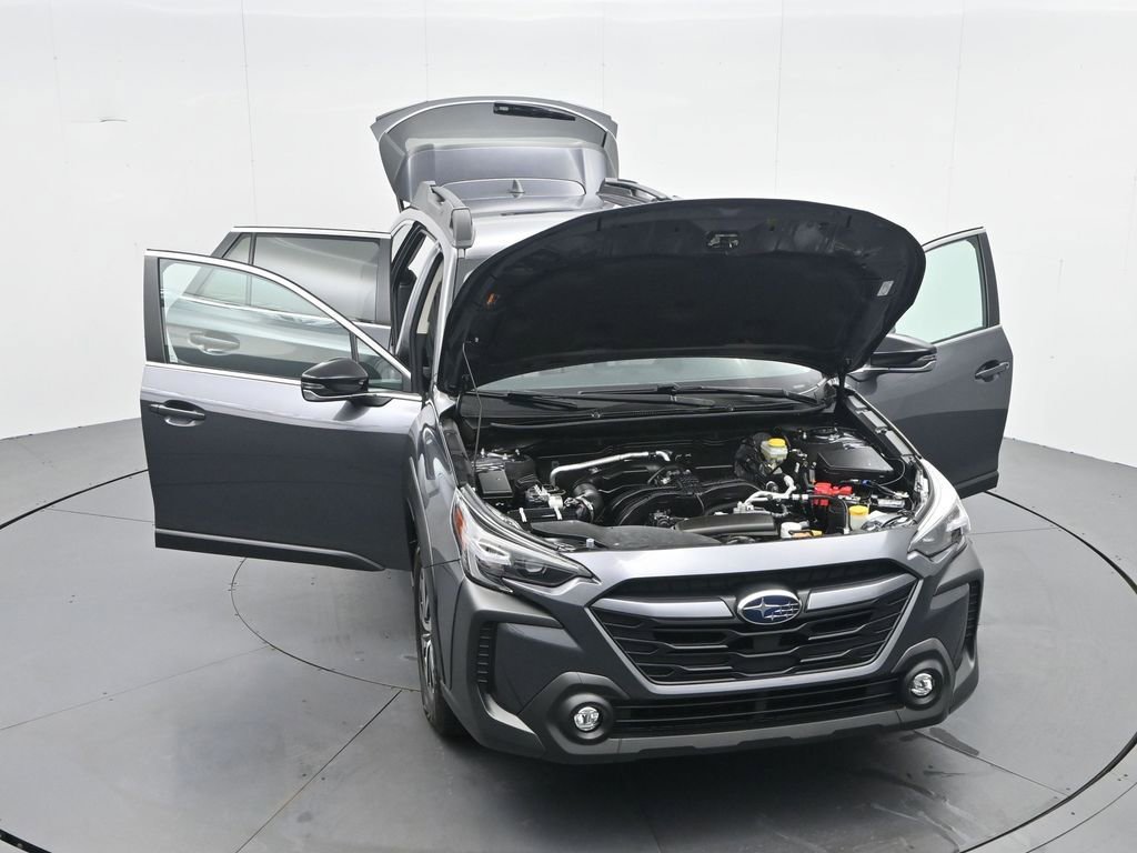 Used 2025 Subaru Outback Premium AWD/4WD image 32