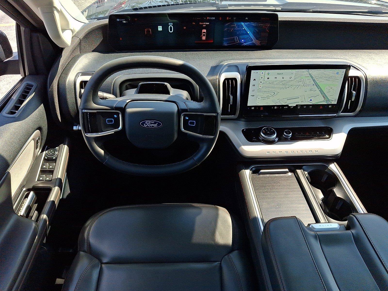 Certified 2025 Ford Expedition Active AWD/4WD image 14