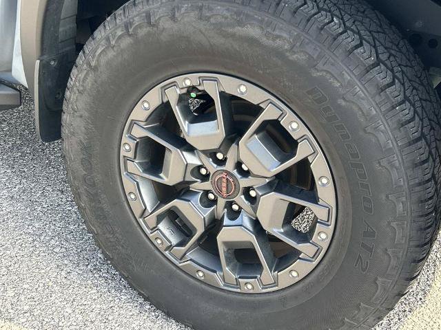 Used 2023 Nissan Frontier Pro-X w/ Pro-X Premium Package RWD image 11