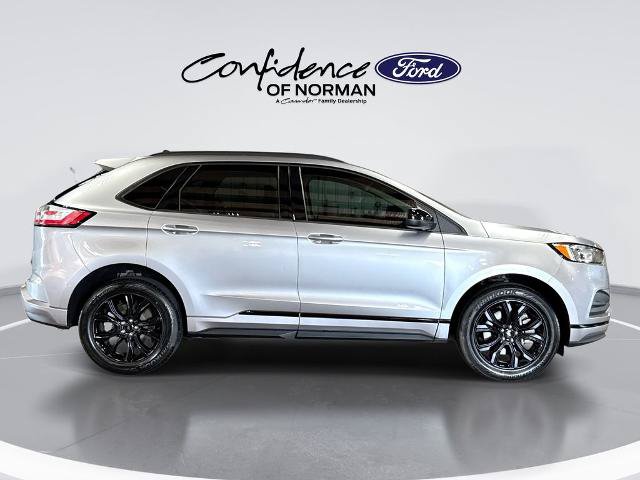 Certified 2024 Ford Edge SE w/ Black Appearance Package AWD/4WD image 10