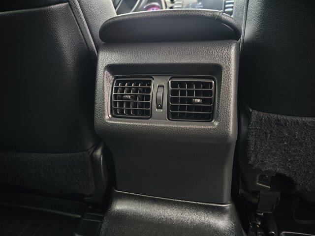 Used 2018 Toyota Camry XSE FWD image 29
