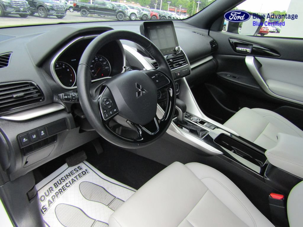 Used 2023 Mitsubishi Eclipse Cross SEL AWD/4WD image 14