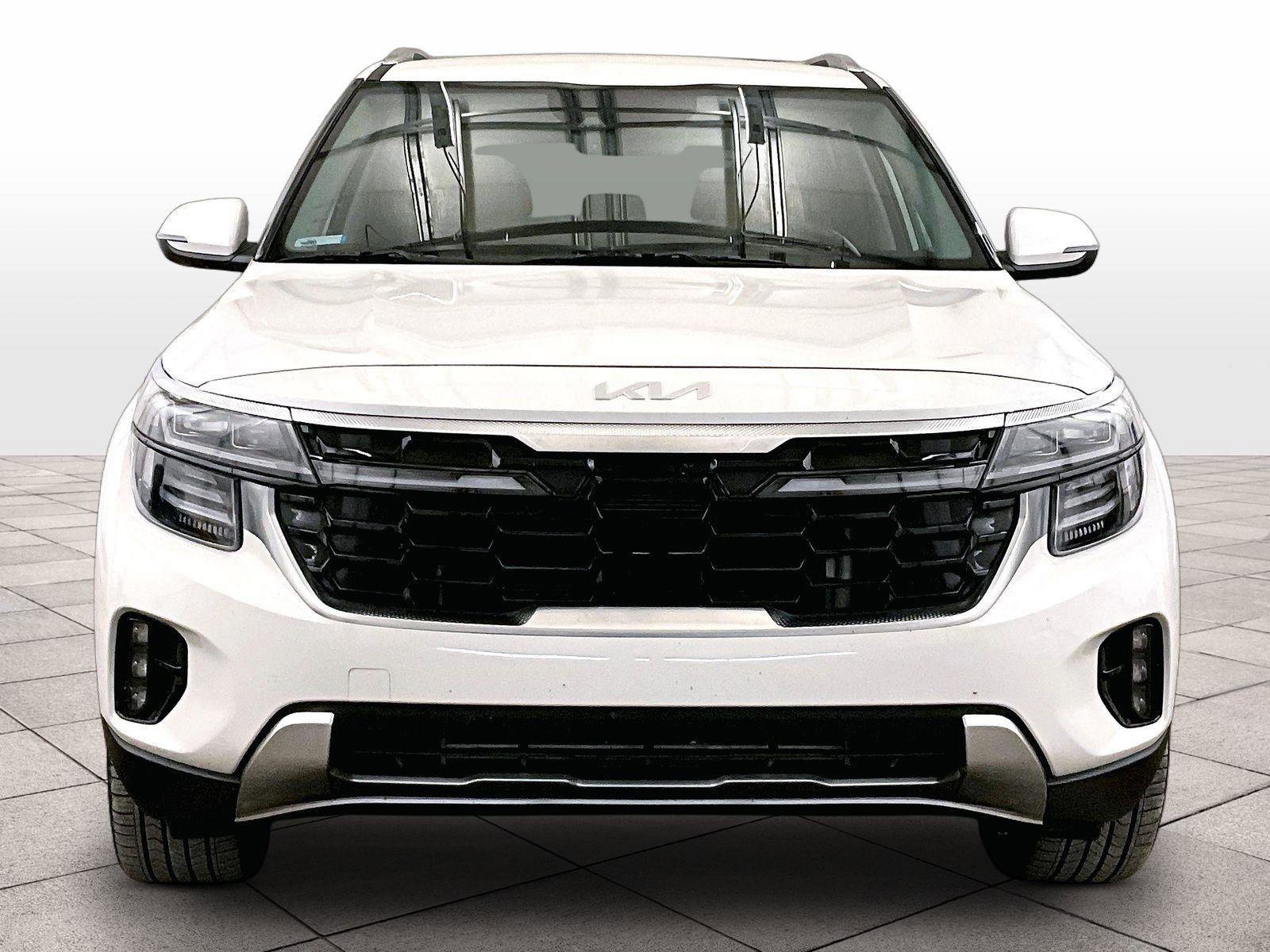 Used 2024 Kia Seltos SX AWD/4WD image 3