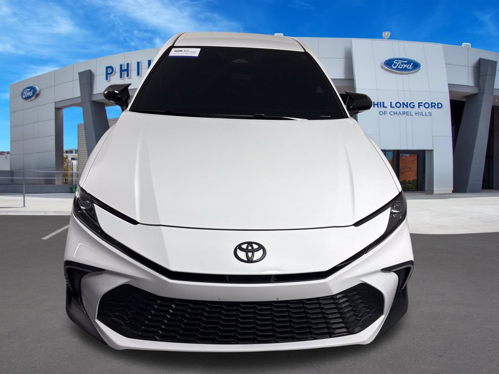 Used 2026 Toyota Camry SE AWD/4WD image 8