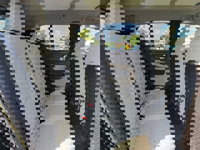 Used 2023 Volvo XC40 B5 Ultimate w/ Protection Package Premier image 23