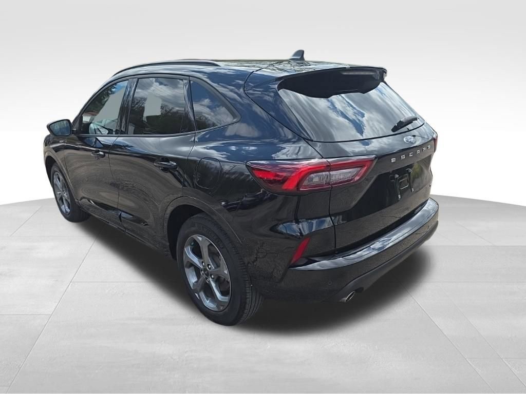 Certified 2024 Ford Escape ST-Line w/ Tech Pack #1 image 11
