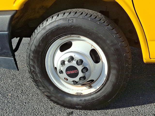 Used 2021 GMC Savana 3500 Extended w/ Power Convenience Package image 9