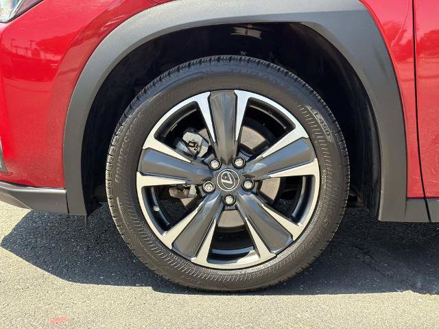 Used 2021 Lexus UX 250h w/ Accessory Package (Z1) AWD/4WD image 29