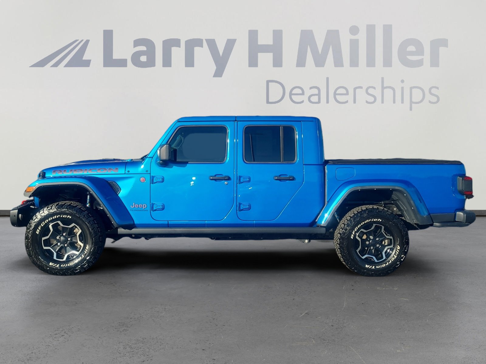 Used 2021 Jeep Gladiator Rubicon image 2