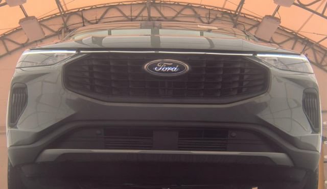 Certified 2023 Ford Escape Active w/ Tech Pack #1 FWD image 2