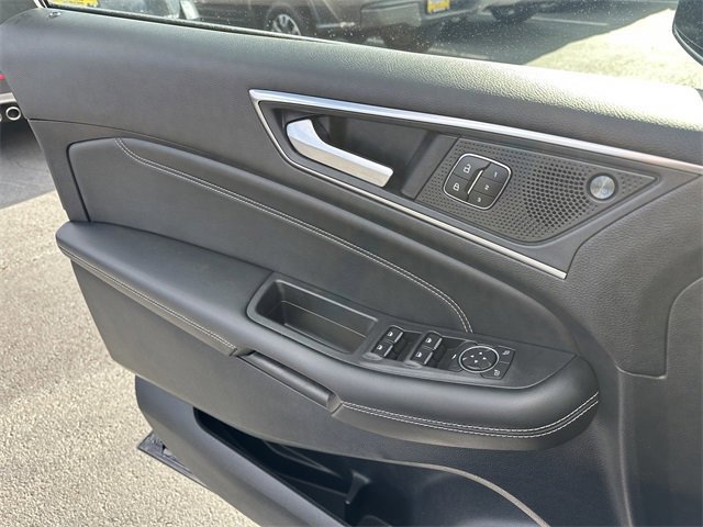 Certified 2021 Ford Edge Titanium w/ Cargo Accessory Package image 32