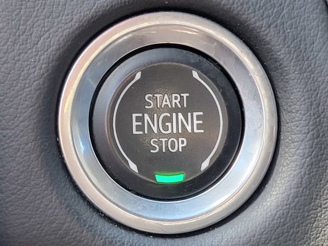 Used 2021 Chevrolet Suburban Z71 AWD/4WD image 5