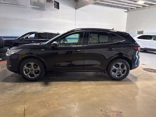 Certified 2023 Ford Escape ST-Line AWD/4WD image 8