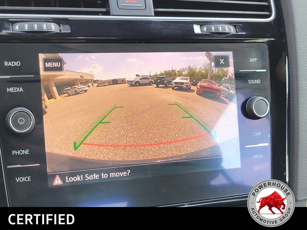 Used 2018 Volkswagen GTI SE FWD image 25
