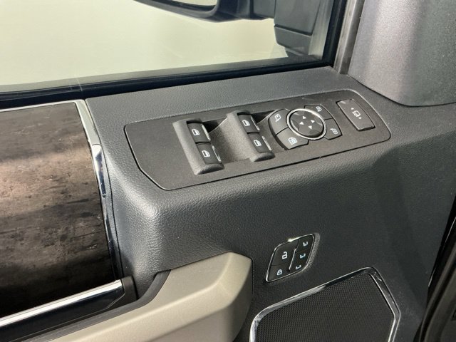 Certified 2022 Ford F350 Lariat w/ Lariat Ultimate Package AWD/4WD image 16