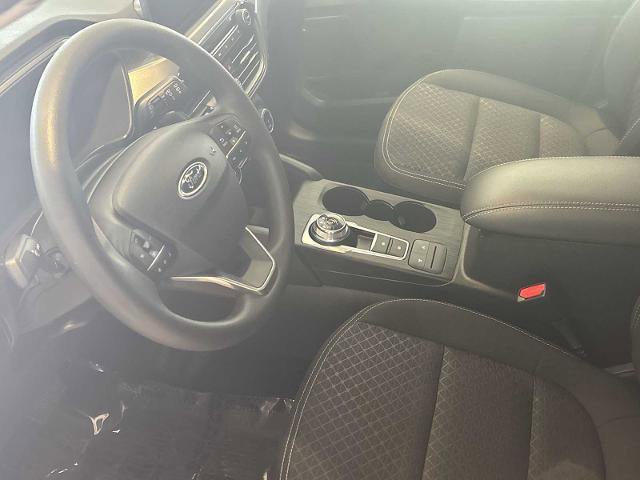 Certified 2025 Ford Escape Active image 17