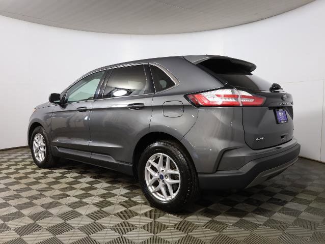 Certified 2024 Ford Edge SEL image 2
