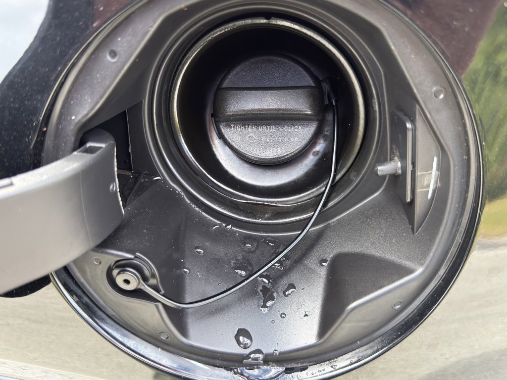 Used 2022 Nissan Kicks SR w/ Premium Package image 30