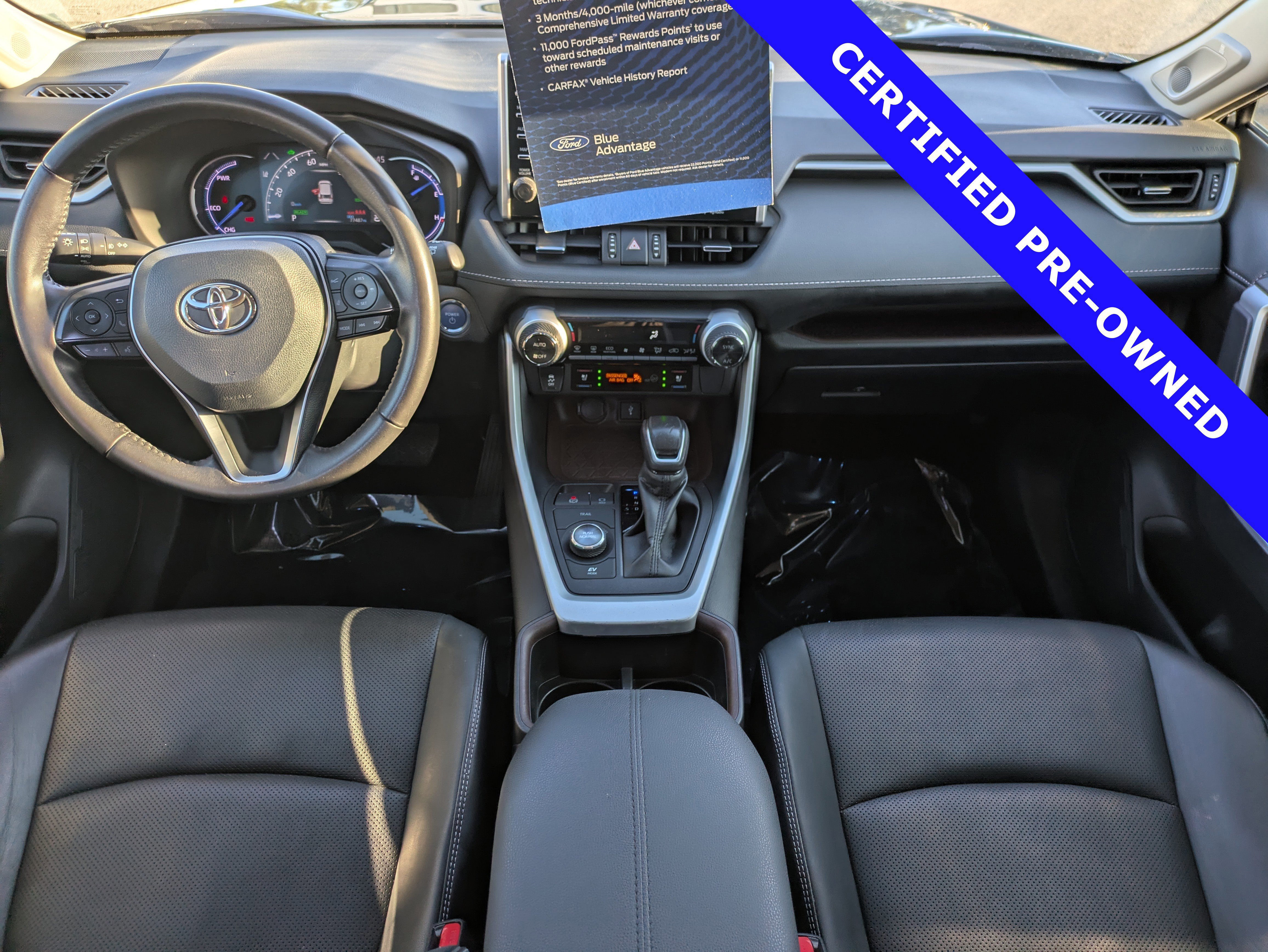 Used 2022 Toyota RAV4 Limited image 16