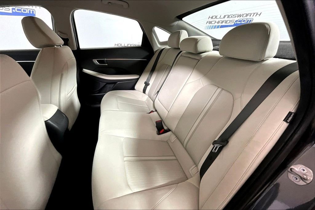 Used 2025 Hyundai Sonata SEL FWD image 21