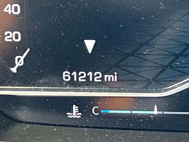 Used 2023 GMC Yukon XL SLT image 25