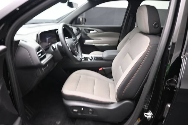 Used 2024 Chevrolet Traverse LT w/ Midnight/Sport Edition AWD/4WD image 10