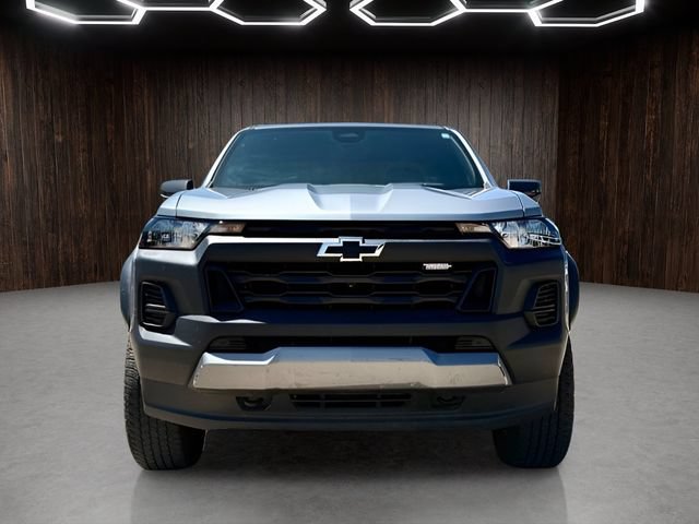 Used 2025 Chevrolet Colorado Trail Boss AWD/4WD image 3