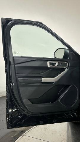Certified 2023 Ford Explorer XLT w/ Equipment Group 202A image 39