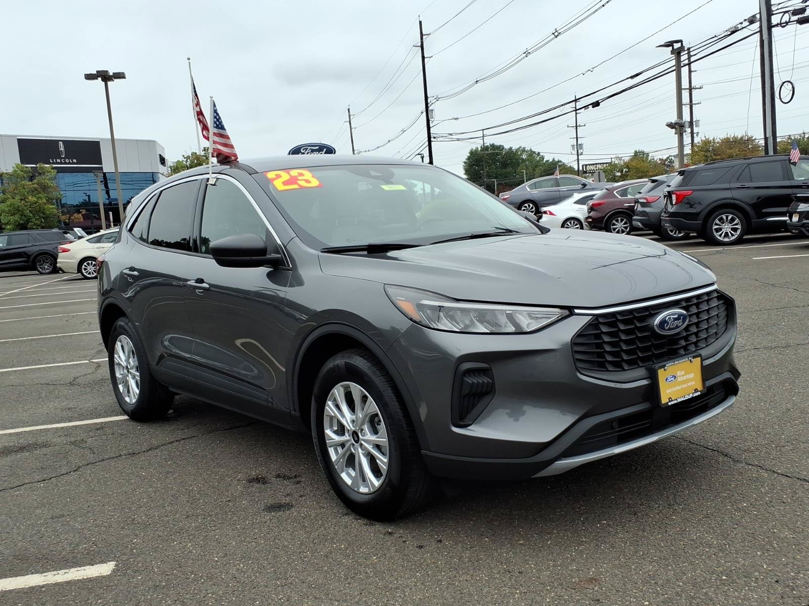 Certified 2023 Ford Escape Active AWD/4WD image 1