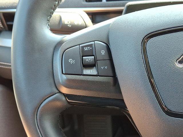 Certified 2022 Ford Mustang Mach-E Select w/ Comfort/Technology Package image 20