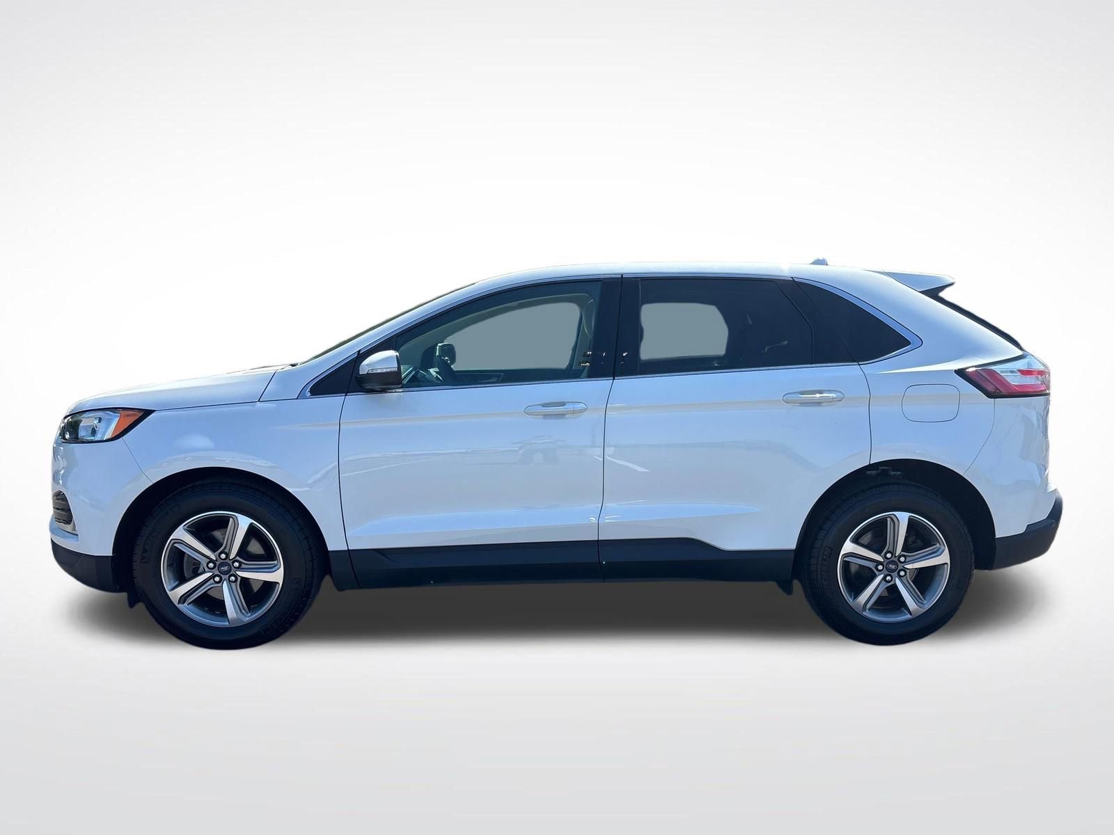 Certified 2020 Ford Edge SEL w/ Convenience Package FWD image 2