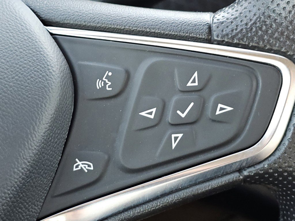 Used 2023 Chevrolet Malibu LT image 13