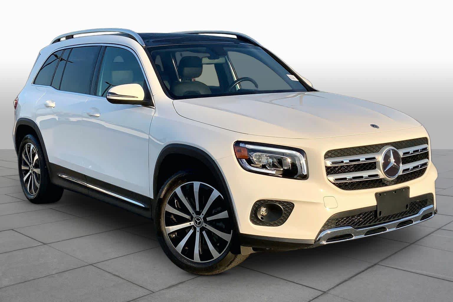 Used 2023 Mercedes-Benz GLB 250 4MATIC image 3