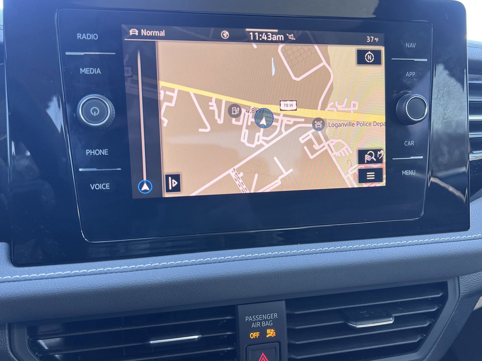 Used 2025 Volkswagen Jetta SEL image 10