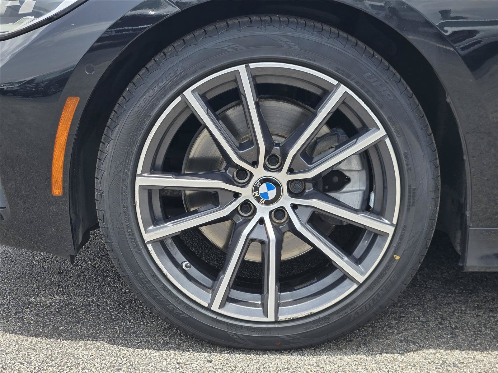 Used 2021 BMW 330i Sedan w/ Premium Package RWD image 11